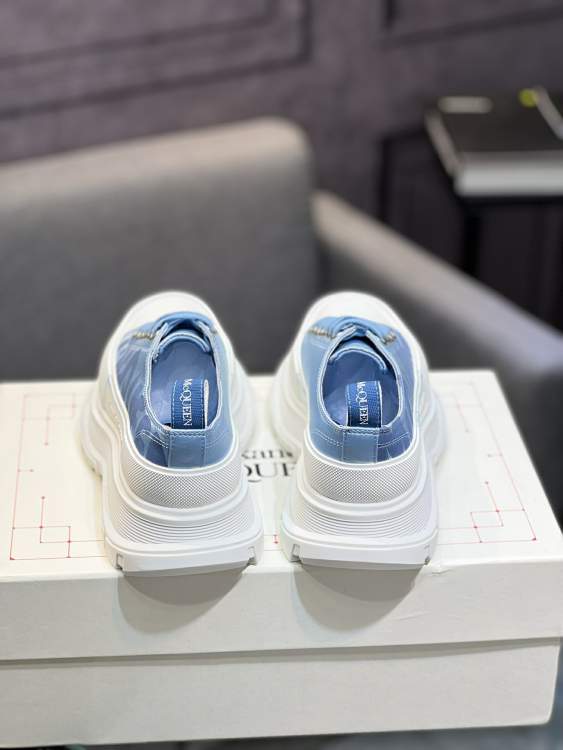Picture of Alexander McQueen Shoes _SKUAlexanderMcQueensz35-45hnh0102227